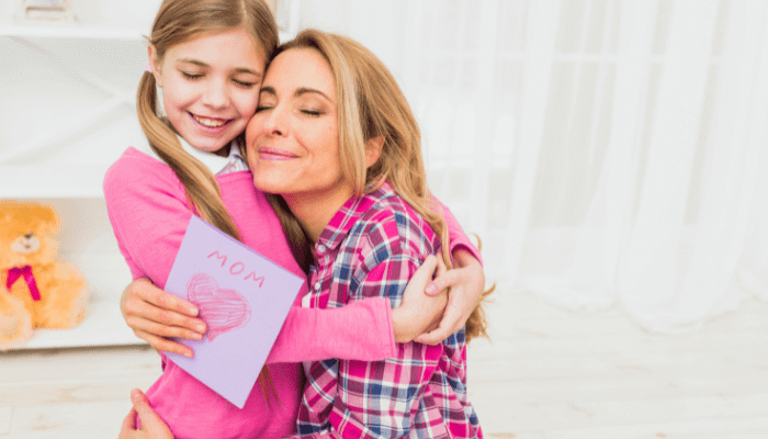 50 Best Ways to Say Birthday Wishes for Mom in 2026